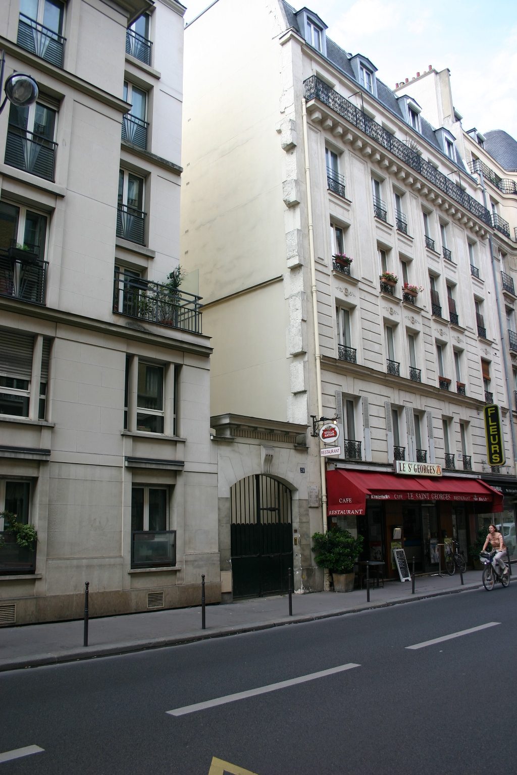 Pierre and Marie Curie's home, Paris - 01.JPG